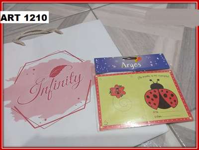 ART 1210 INVITACION MARIQUITA