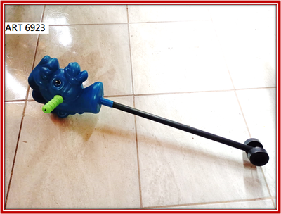 ART 6923 CABALLO CON RUEDAS