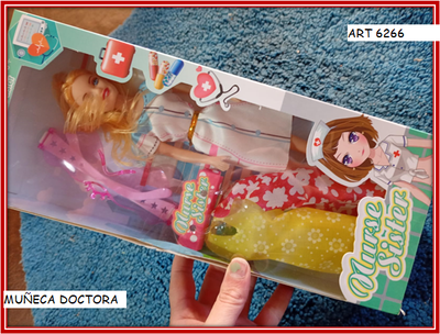 ART 6266 MUÑECA DOCTORA