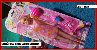 ART 2317 MUÑECA CON ACCESORIOS
