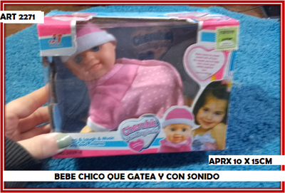 ART 2271 BEBE CHICO QUE GATEA