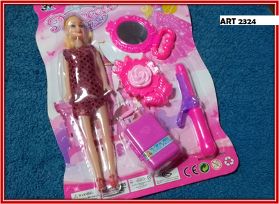 ART 2324 MUÑECA CON ACCESORIO