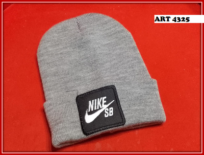 ART 4325 GORRO