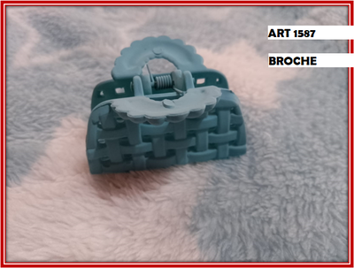 ART 1587 BROCHE