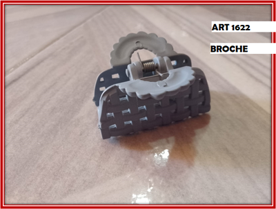 ART 1622 BROCHE
