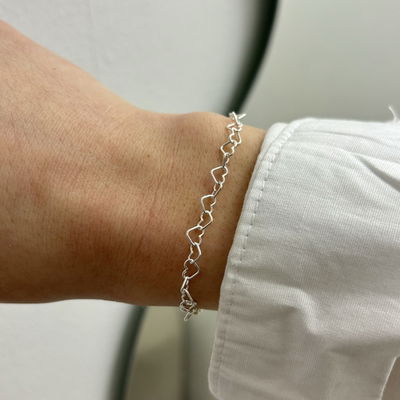 Pulsera corazones 