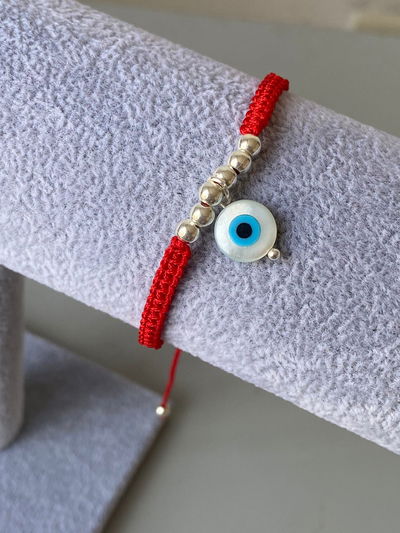 Pulsera hilo y ojo 