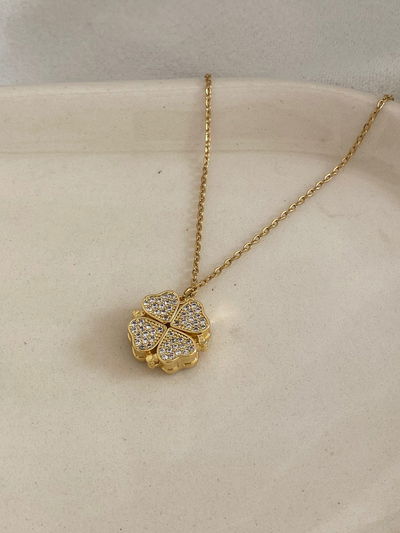 Cadena trebol dorado