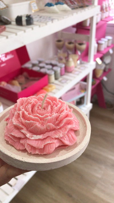 Vela peonia + bandeja 