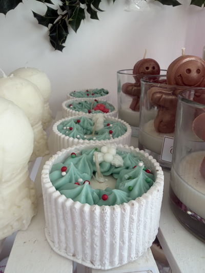 Vela corona navideña