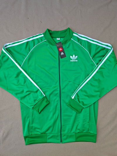 CAMPERA RETRO TRES LINEAS 