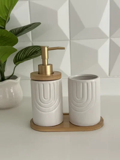 set de baño blanco cerámica