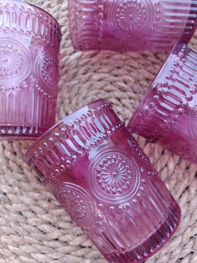 Vasos labrados color vino x6 