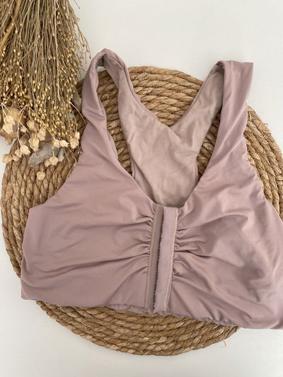 Corpiño de microfibra con prendedor adelante