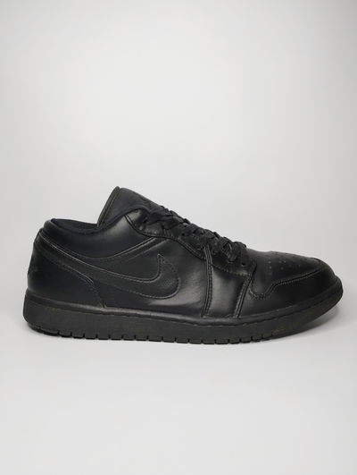 NIKE AIR JORDAN 1 LOW TRIPLE BLACK