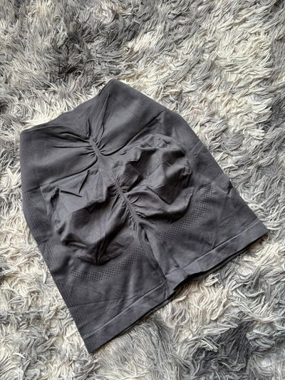 Short V (Gris Oscuro)