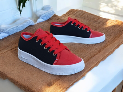 Zapatillas LONA NEGRA Y CUERO PU ROJO