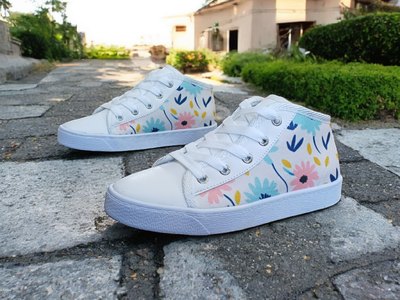 BOTITAS AMAPOLAS & CUERO PU BLANCO 