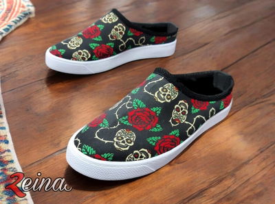 Zuecos LONA CALAVERAS 