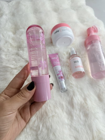 Rutina completa de skincare Rosa