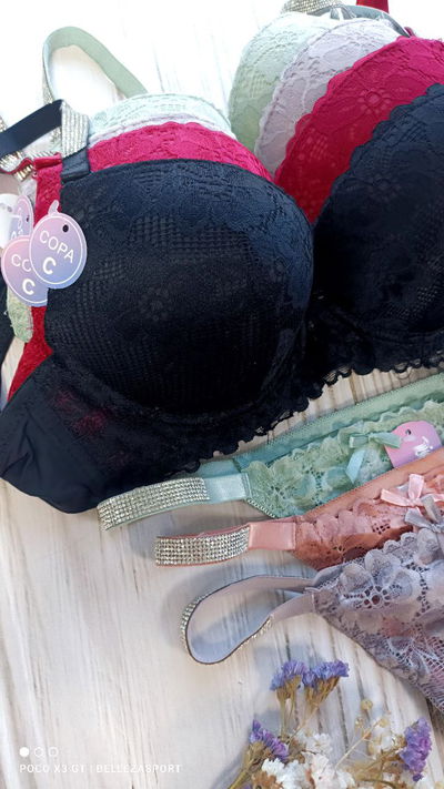 Conjunto Importado con strass importado por 1/2 Docena