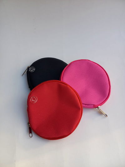 Estuche Iris NEGRO CUERO PU