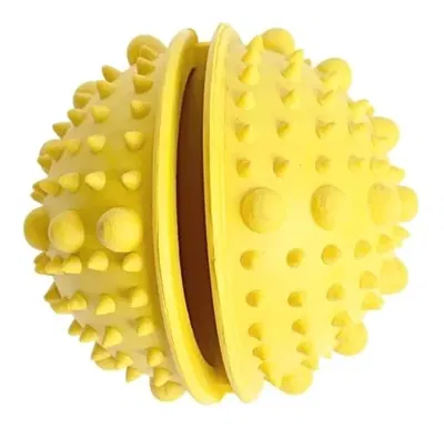 Pelota dispensadora con pinches. 