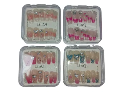 Uñas postizas 