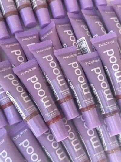 Lips color mood Ruby rose 