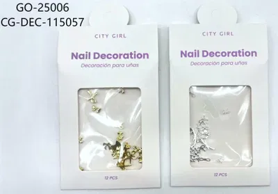 Dijes para uñas hay diferentes modelos 