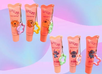 Lip Gloss capybara y stich