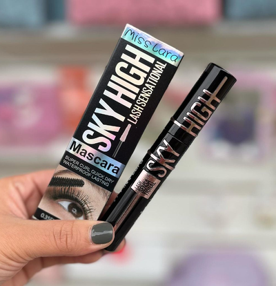Máscara de pestañas sky high Miss lara