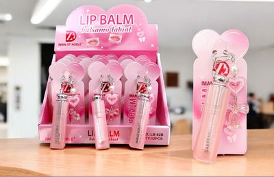 Lip balm dupe Dior con llavero