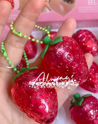 Rubor frutilla con llavero