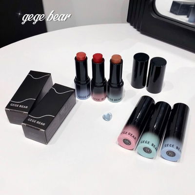 Labial y rubor Gege bear 