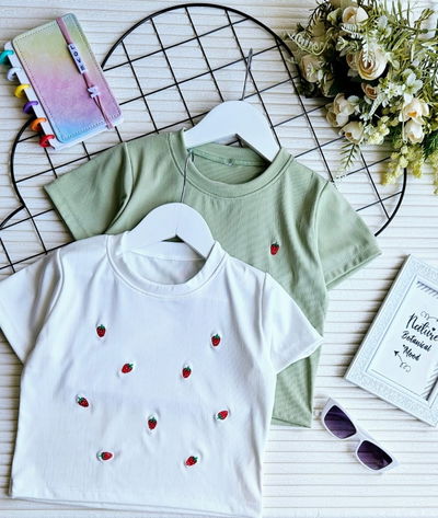 Remera Frutilla morley