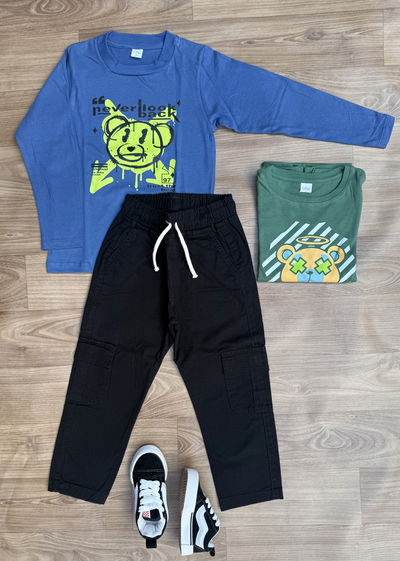 Pantalon cargo recto gabardina