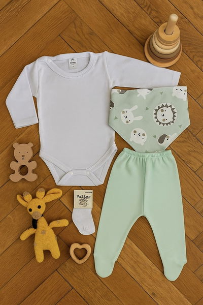 Ajuar 4 piezas bebé 