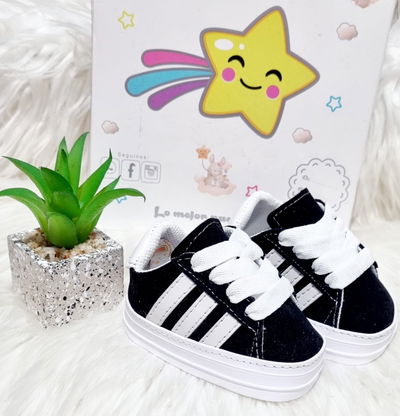Zapatillas mini adidas bebés 