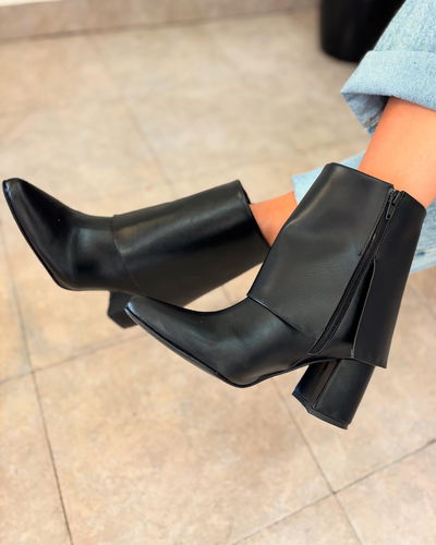 BOTAS LOLA