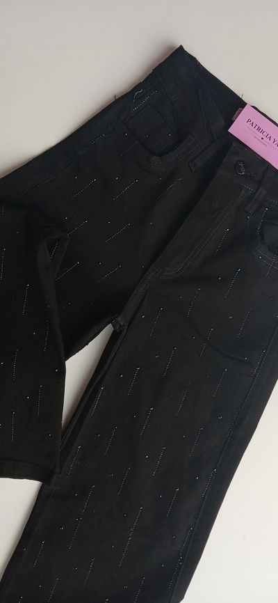 Wide lluvia strass