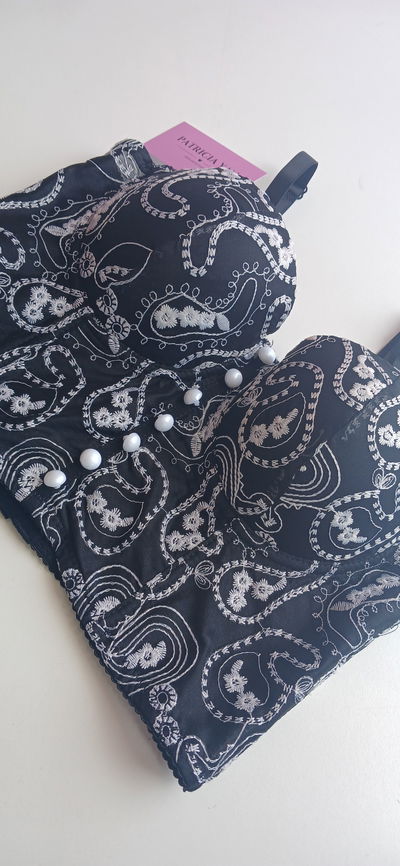 Corset botón N/B
