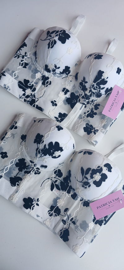 Corset blanca flor