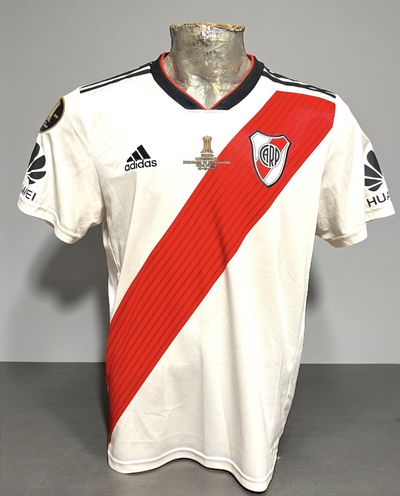 River camiseta titular 2018 