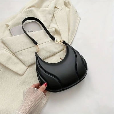 CARTERA LILITH BLACK