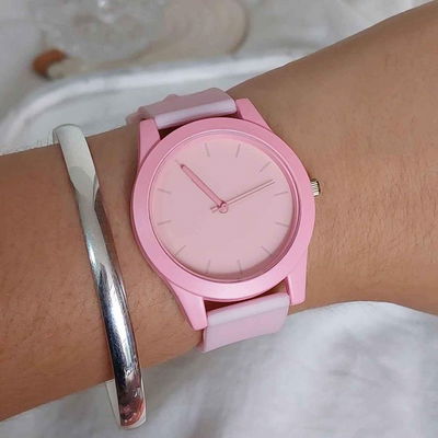 Reloj LARA