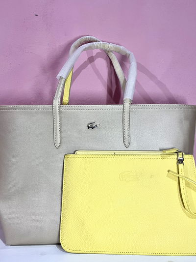 Tote Lacoste reversible dorado