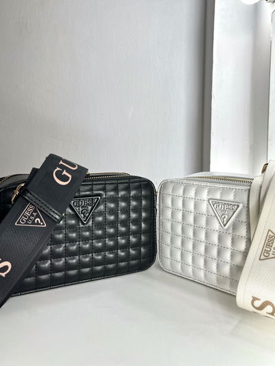 Bandolera Guess con caja