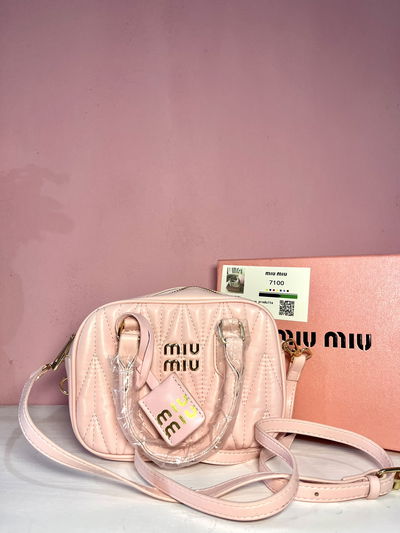 Miu Miu Rosa con Caja