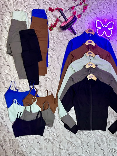 Set Deportivo 3 piezas (Campera Calza Top)